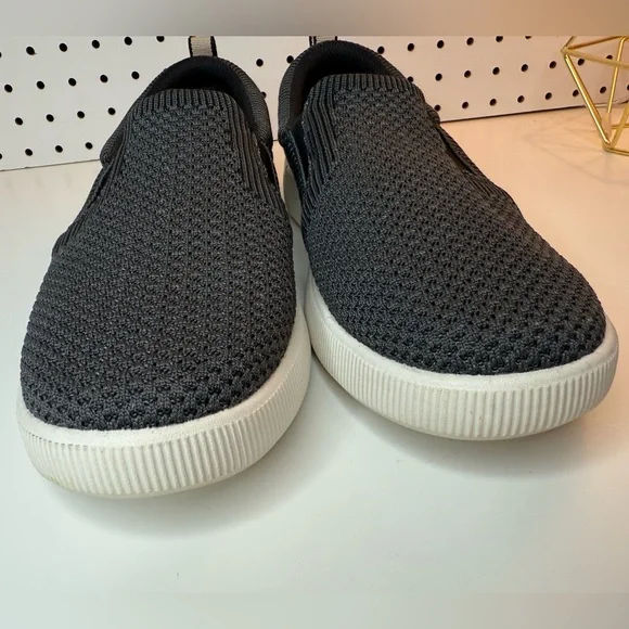 REEF Women's Neptune Elyse Slip On Shoe, Lightweight, Soft & Breathable 8.5M - Picture 10 of 16